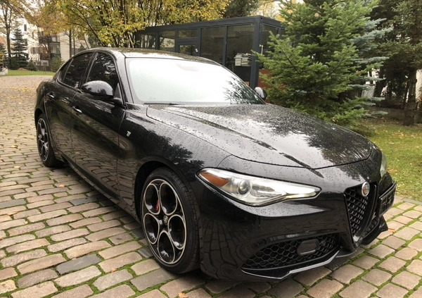 Alfa Romeo Giulia cena 130000 przebieg: 3658, rok produkcji 2022 z Warszawa małe 379